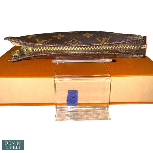 Louis Vuitton Pochette Accessoires Monogram Pouch Chain Strap France AR0848 - Picture 7 of 11